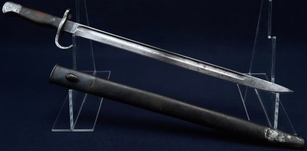 British 1907 Pattern Bayonet with Early Hooked Quillon, Dated 1909 by Sanderson 02